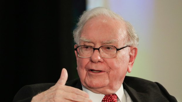 A  simple investment strategy is best, says Warren Buffett.