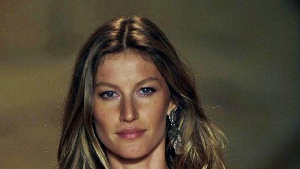 Persistent ... Gisele Bundchen says she was rejected by 42 agents.