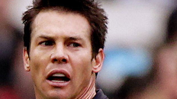 Ben Cousins has been dropped from the Tigers side to face the Dockers.