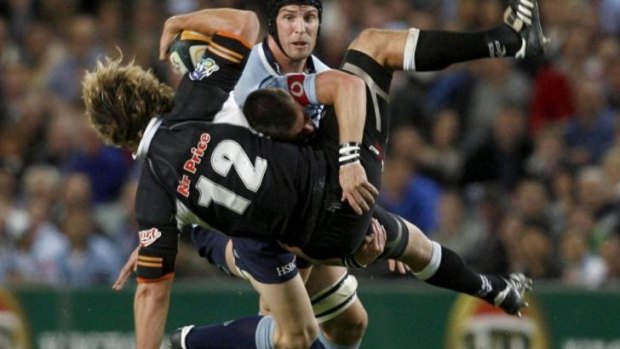 Take that: Rob Horne smashes Francois Steyn at the SFS in 2008.