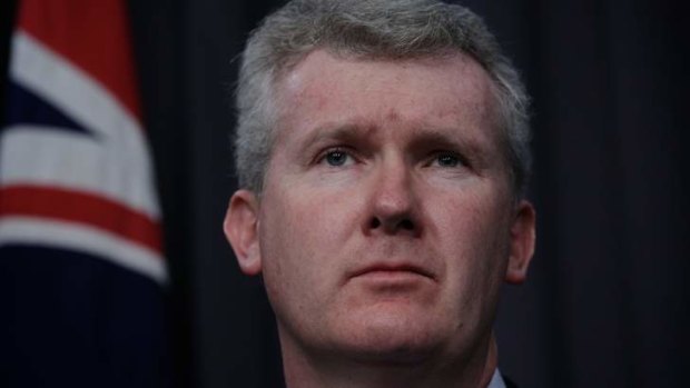 Former immigration minister Tony Burke says Kevin Rudd should be allowed to decide his fate in his own time.