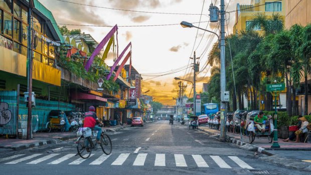 A city street in central Yogyakarta.