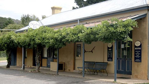 The Stanley Pub General Store - Beechworth