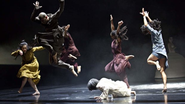 Confronting: The Akram Khan Company.