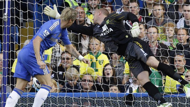 Fernando Torres equalises for Chelsea against Norwich City at Stamford Bridge.