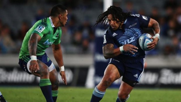 Blues veteran Ma'a Nonu makes a break during the round seven Super Rugby match against the Highlanders at Eden Park.