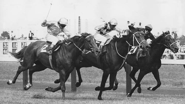 Frank Reys, on Gala Supreme (centre), wins from Glengowan (left) and Daneson.