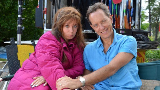 Gina Riley sports her unmistakeable Kim pout alongside British co-star Richard E. Grant on the set of <i>The Kath & Kim Filum</i> at Montsalvat.