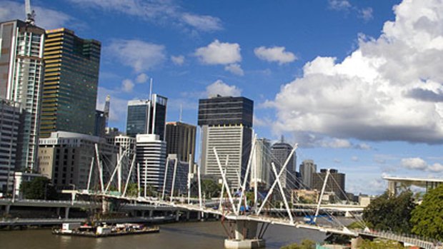 The Kurilpa footbridge spanning the Brisbane river.