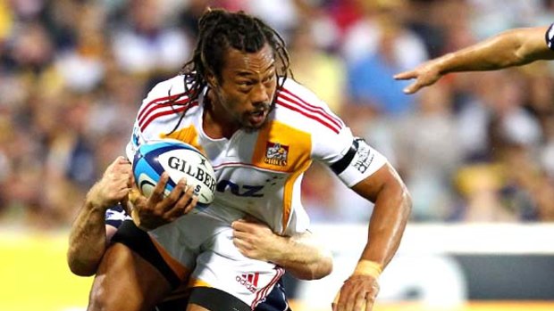 Tana Umaga has been included in the Chiefs's starting line-up in one five changes made by coach Ian Foster.