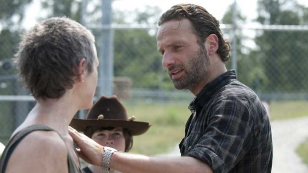 Rick tells Carol what happened at the raid ... <i>The Walking Dead</i>