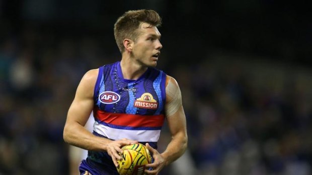 North Melbourne is interested in free-agent Bulldog Shaun Higgins.
