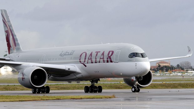 Qatar Airways will receive the first Airbus A350. 