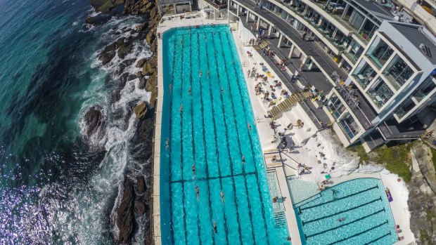 The view of swimmers at Bondi Icebergs from a drone.