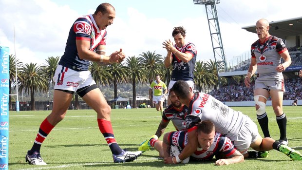 Try-time: Shaun Kenny-Dowall crosses the stripe.