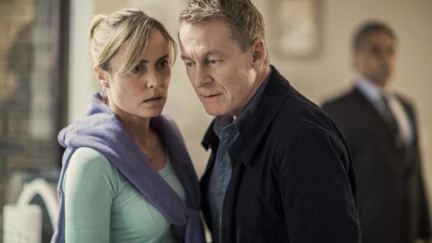 Ordinary people: Radha Mitchell and Richard Roxburgh chase a runaway in <i>Looking for Grace</i>.