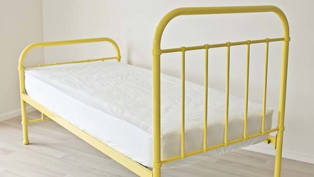 The Australian Standard states the space between bars or panels of household cots should be 5 centimetres and 9.5 centimetres, as gaps wider than this create an entrapment hazard.