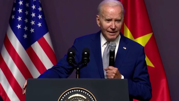 "I'm going to go to bed" - Biden