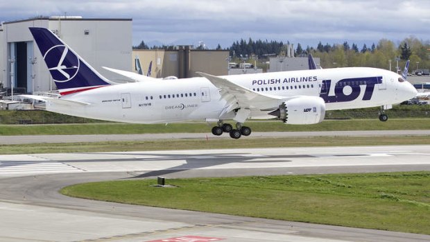 The LOT Polish Airlines Boeing 787 Dreamliner used for the test touches down.