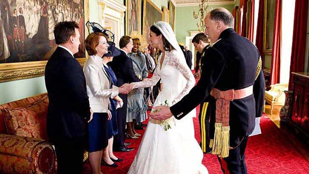The Queen summons Gillard on wedding sidelines