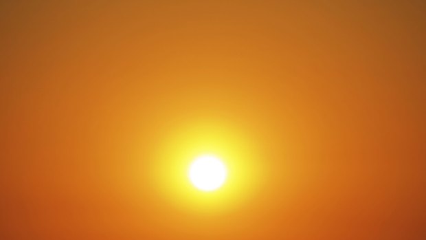 Sunshine Coast swelters in record-breaking heat. 