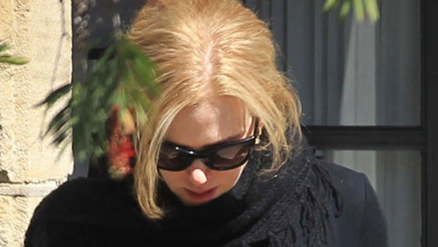 Nicole Kidman leaves her sister's house in Sydney.