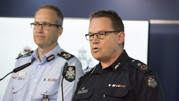 Australian Federal Police Acting Deputy Commissioner National Security Ian McCartney (Left) and Victoria Police acting Deputy Commissioner Ross Guenther brief the media on the incident.