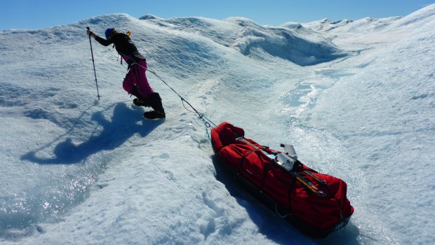 Jade Hameister carried a sled weighing 100kg in the South Pole. 