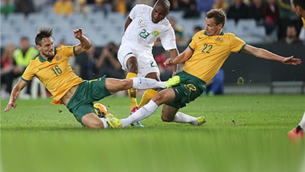 Socceroos clash with South Africa in the 2014 World Cup farewell game.