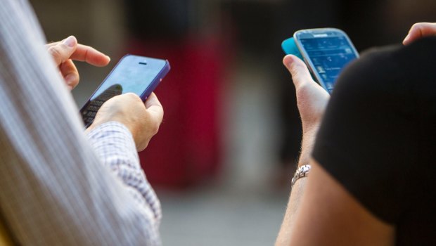 The average Australian smartphone owner would be unwilling to spend more than $53 a month on an unlimited mobile data plan, a survey of 2000 has found.