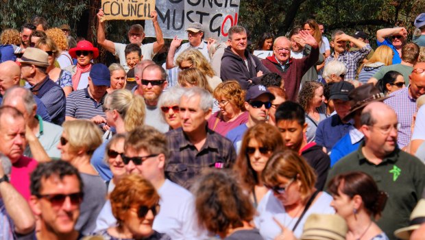 Thousands of Eltham residents protest against the proposed sell-off of public space. 
