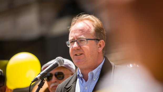 Labor MP David Feeney is expected to resign from Parliament.