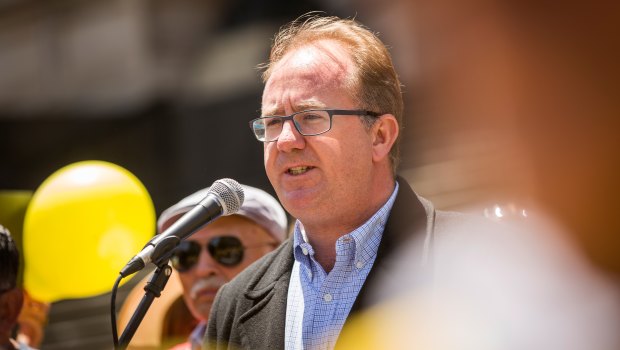 Labor MP David Feeney is expected to resign from Parliament.