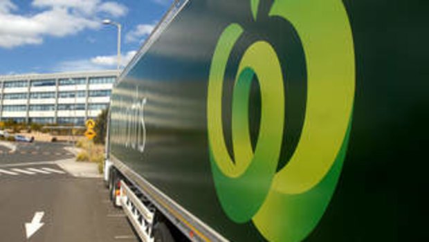 Woolworths has now outperformed its Wesfarmers-owned competitor for five quarters in a row.