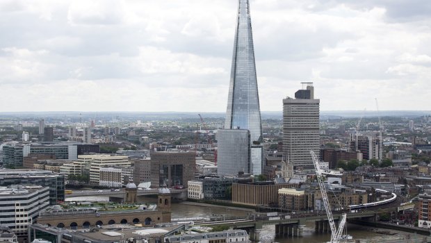 London is the cited example of a medium-density city.