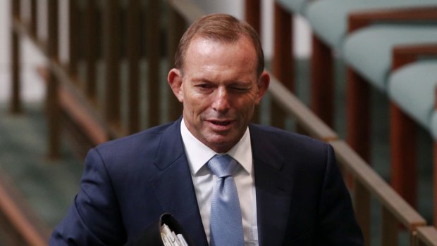 Former prime minister Tony Abbott says Malcolm Turnbull needs to explain why the Coalition is trailing Labor in the opinion polls.