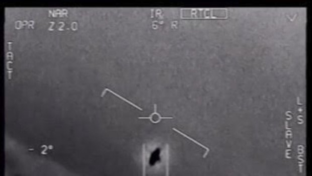 Video released by program depicts a 2004 encounter near San Diego between two US Navy F/A-18F fighter jets and an unknown object.