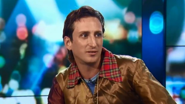 Kirin J Callinan discusses his ARIAs red carpet flash on The Project.