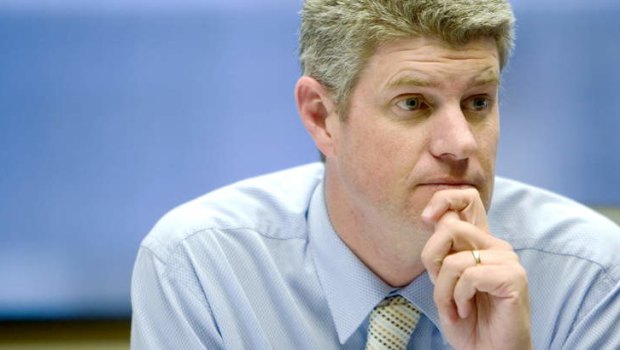 Local Government Minister Stirling Hinchliffe has reintroduced a bill which would ban political donations from property developers.