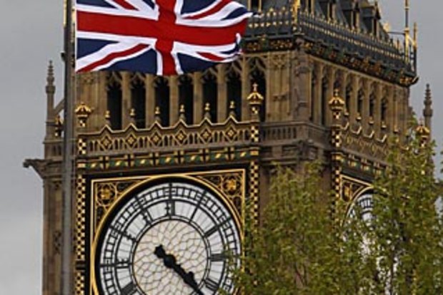 Big Ben Clock Tower: Ticking with a Tilt - The Constructor