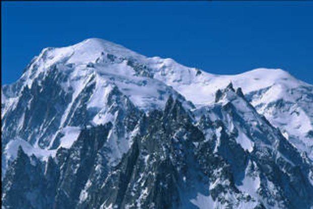 Climber finds treasure from Indian air crash on Mont Blanc