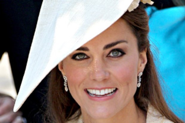 Kate Middleton claims fashion crown