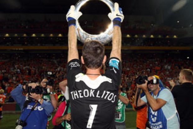 Keeper sheds some klitos