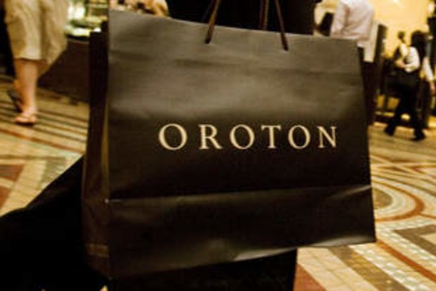 oroton logo bag