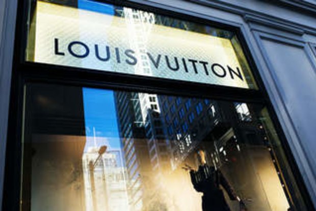 Louis Vuitton, Hermes Call Truce in Handbag War