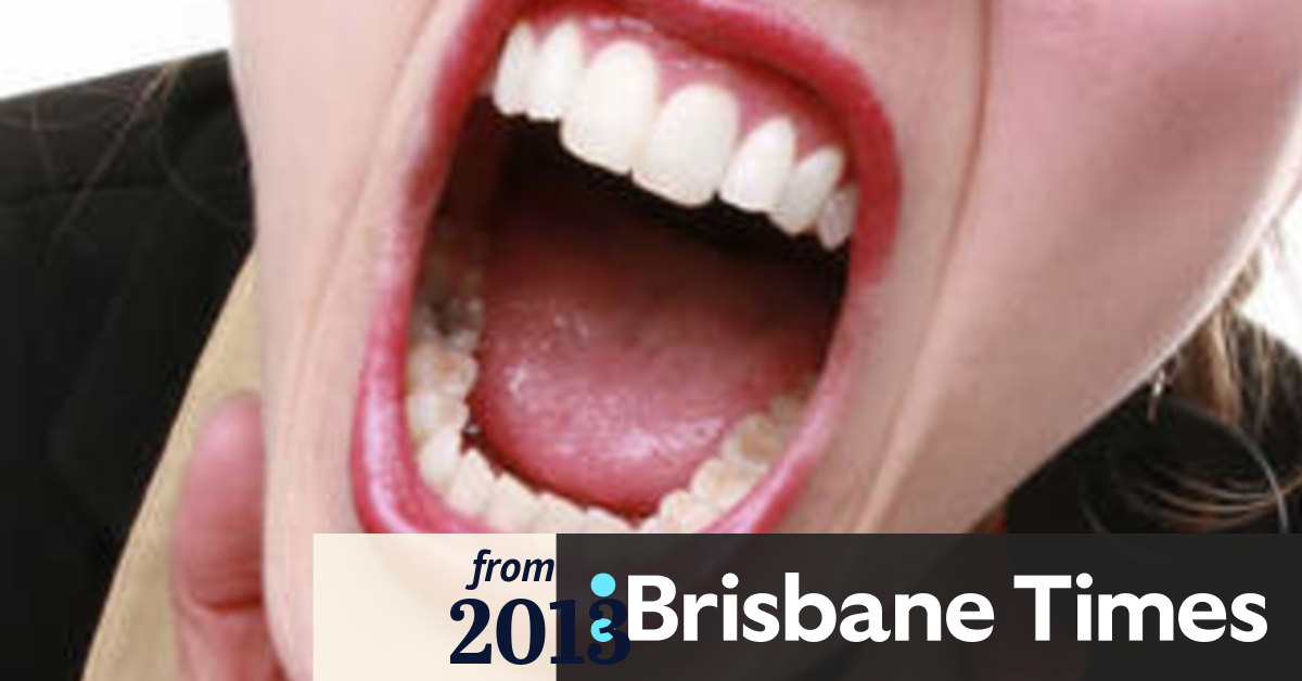 Mum Punches Student Threatens Staff Over Bullied Daughter