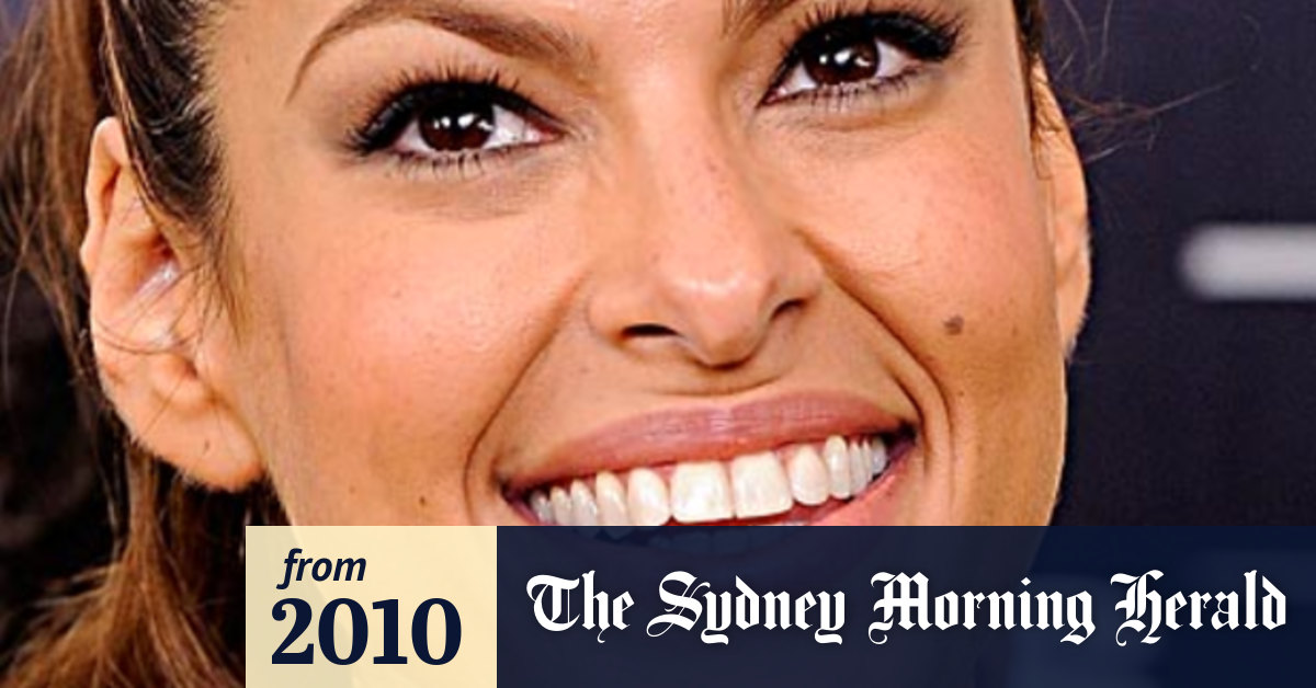 Eva Mendes releases sex tape with a difference