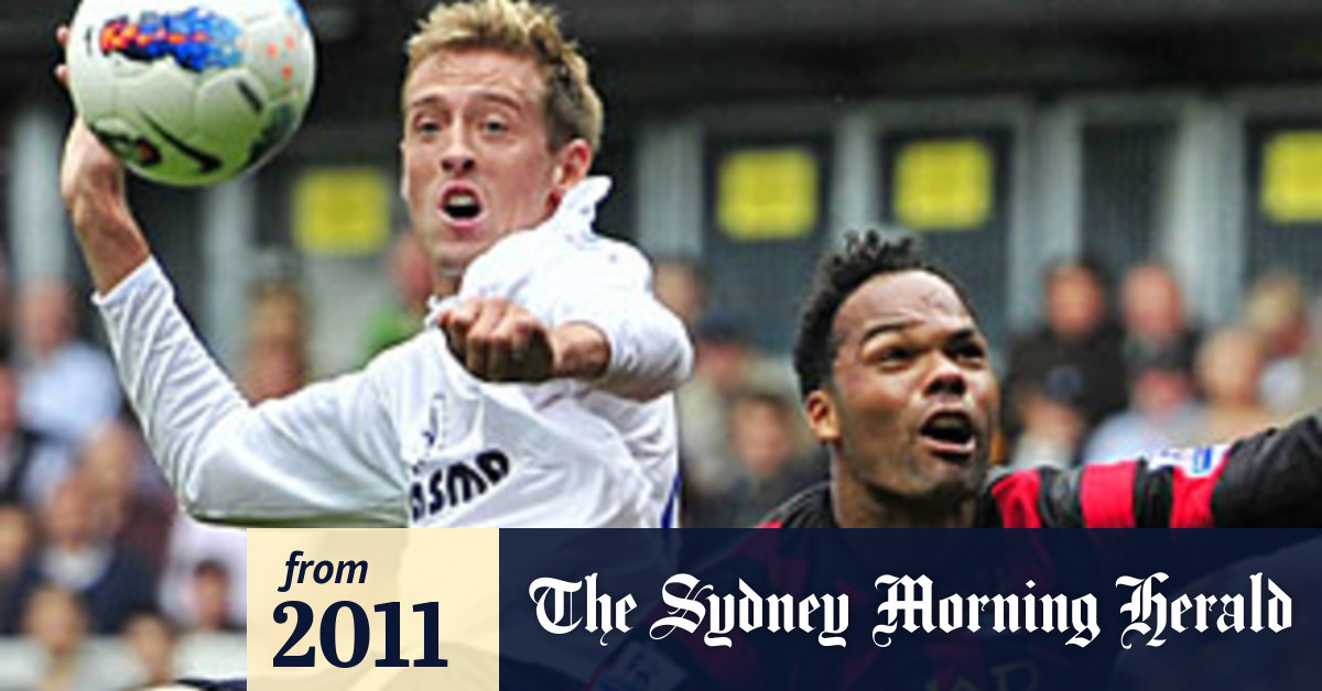 Dzeko hits four as Man City go top of EPL