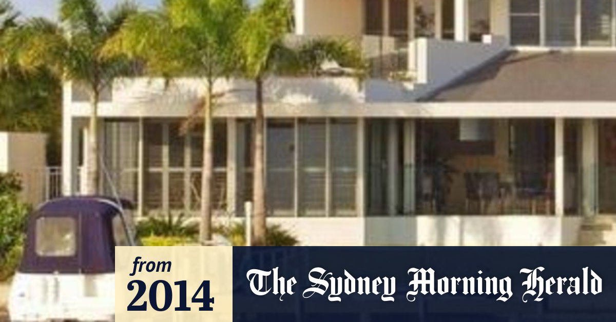 Image#44 The Bachelor Australia fakes Lisau0027s family home