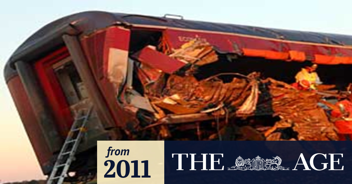 Medics turned away at Kerang train crash, inquest told